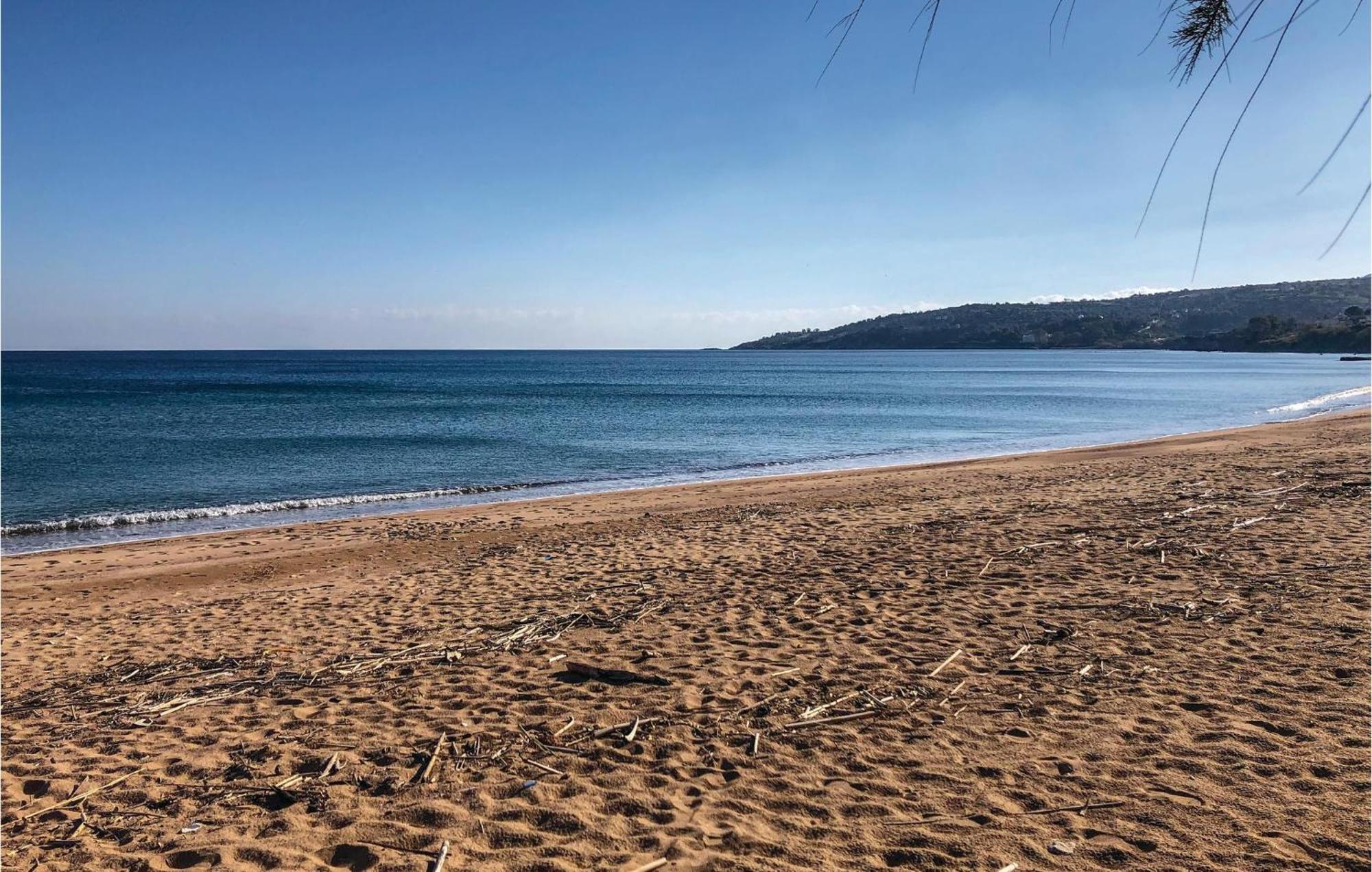 Amazing Home In Koroni With Wifi Luaran gambar