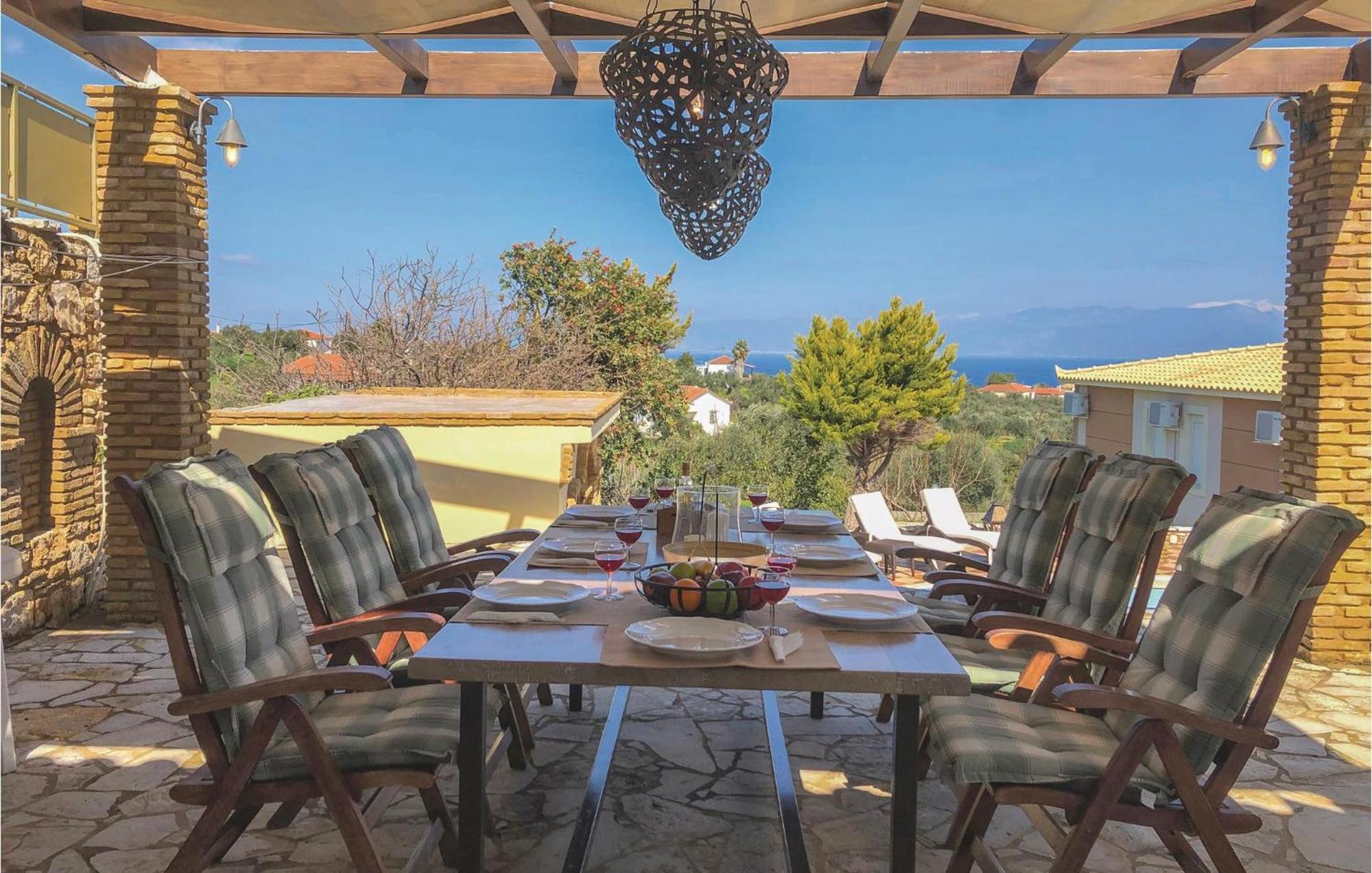 Amazing Home In Koroni With Wifi Luaran gambar